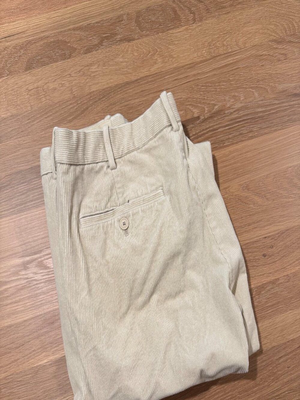 Uniqlo Corduroy Pants – Men’s 33–36 Waist – Beige/White – Worn Once
